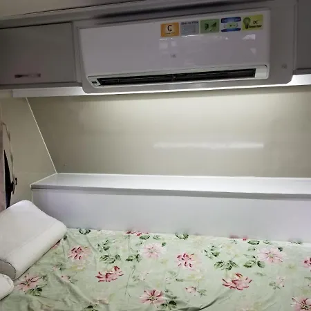 караван Ys1 Caravan Campsite *